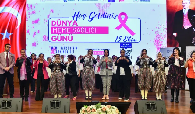 Başkentte pembe ışıklar meme sağlığı için yandı