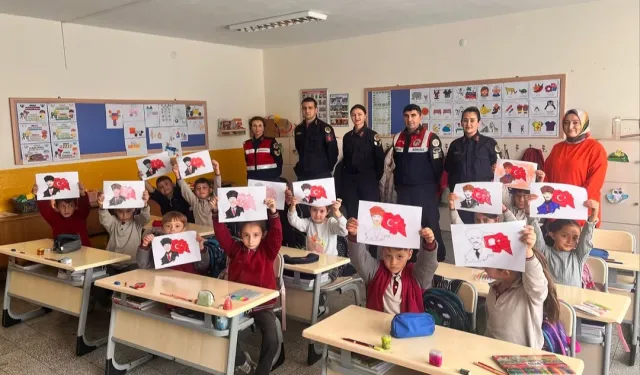 Bilecik Jandarma'dan miniklere güvenlik ve trafik eğitimi