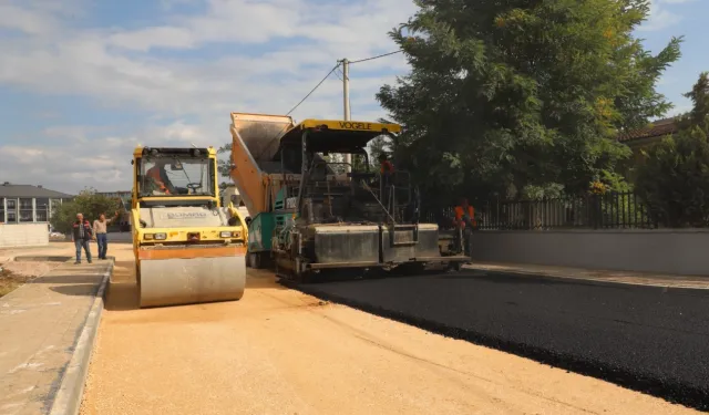 Bursa İnegöl’de 5 sokakta asfalt seferberliği
