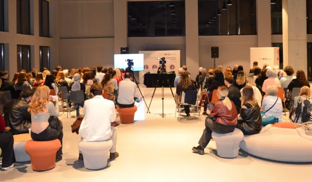 Bursa Nilüfer'de kadın haklarına felsefik bakış