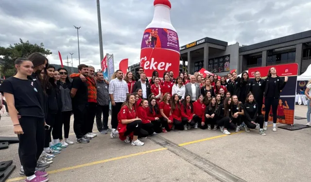 Bursa'da Nilüfer Belediyespor Eker taraftarıyla buluştu