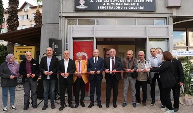 “Cumhuriyet’ten Günümüze Denizli” fotoğraf sergisi açıldı