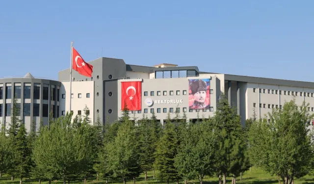 Erciyes Üniversitesi mezun buluşmasına hazırlanıyor