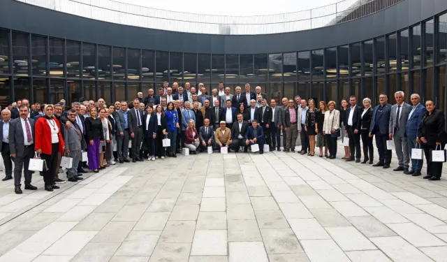 Erkan Aydın muhtarlarla buluştu