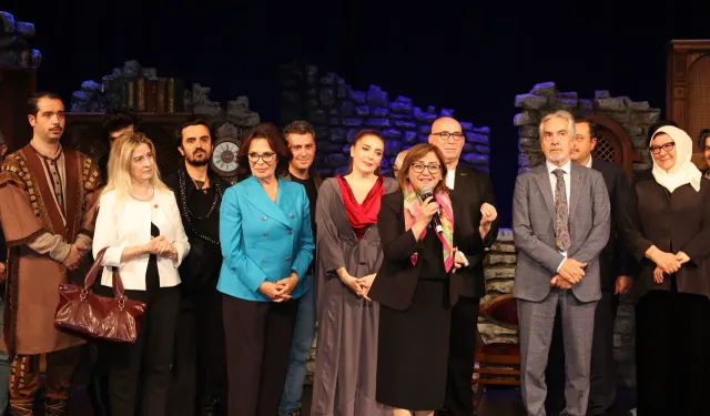 “Gazale – Uzun Gece” Gaziantep’te sahnelendi