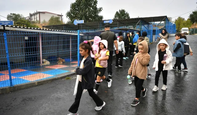 İstanbul Beylikdüzü'nde öğrencilerden can dostlara anlamlı ziyaret