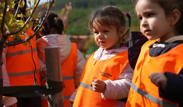 İstanbul Maltepe’de minik eller toprağa can verdi