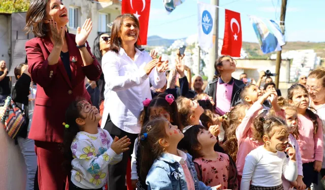 İzmir Karabağlar'da “Oyun Akademisi” açıldı