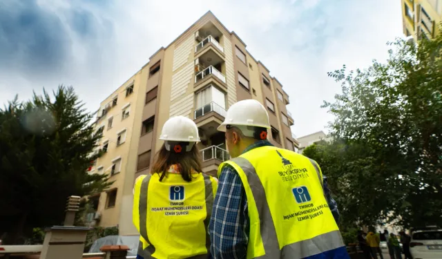 İzmir Karşıyaka’nın yapı stoku için çalışmalar başladı