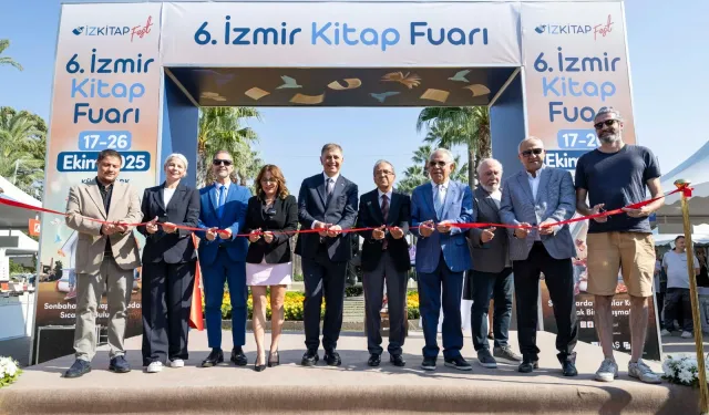 İzmir’de kitap ve edebiyat dolu günler başladı
