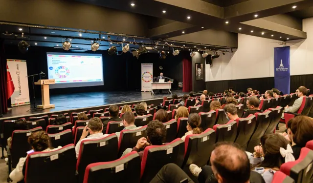 İzmir'de sürdürülebilirlik ağı ilçelere yayılıyor