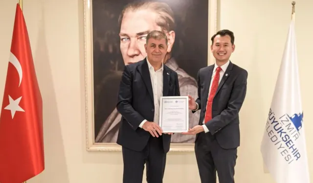 İzmir’in 'Yaşlı Dostu Şehir' unvanı tescillendi