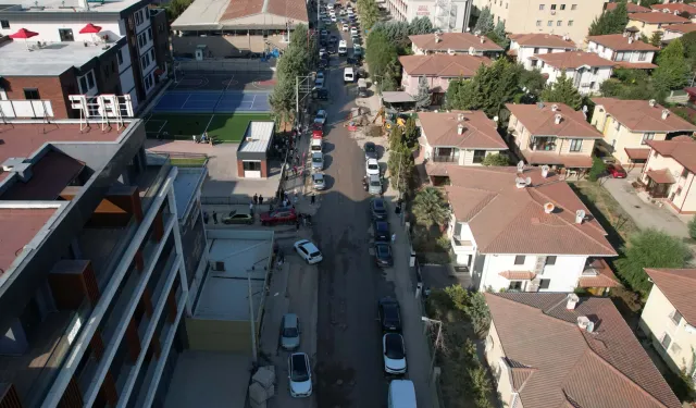 İzmit’te prestij cadde çalışmaları başladı