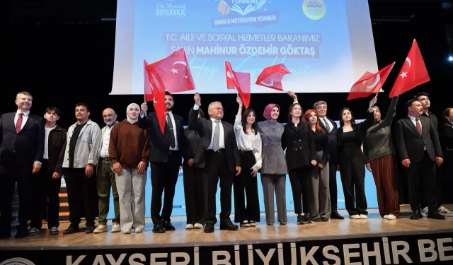 Kayseri Büyükşehir'den öğrencilere kitap desteği