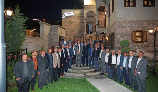 Kayseri Talas Belediyesi muhtarları ağırladı