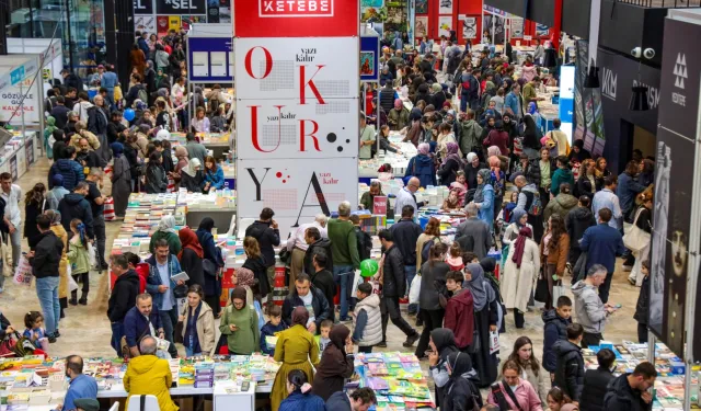 Kocaeli Kitap Fuarı rekorunu kırdı! 9 günde 1 milyon 48 bin 526 ziyaretçi ağırladı