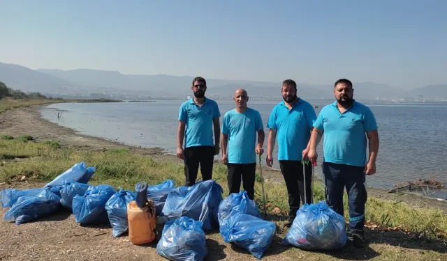 Kocaeli’de sahil temizliği Mavi Takım’dan sorulur