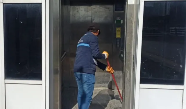 Kocaeli'de üst geçitlere hijyen dokunuşu