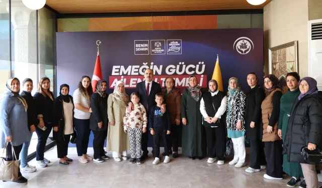 Konya'da Başkan Altay kadınları ağırlamayı sürdürüyor