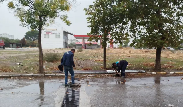 Manisa'da ekipler yağmur için sahada