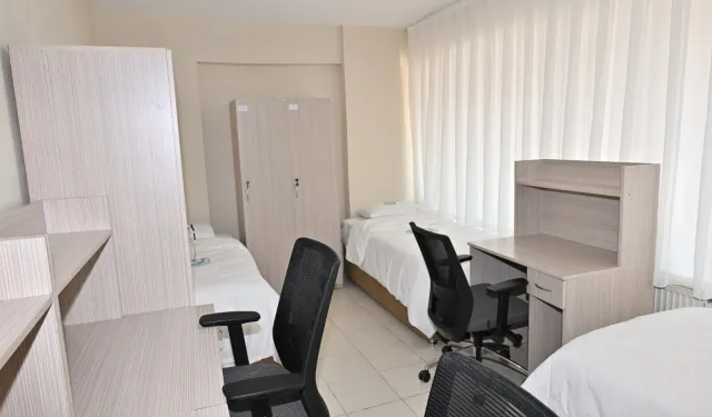 Manisa’da ilk öğrenci misafirhanesi hizmete açıldı