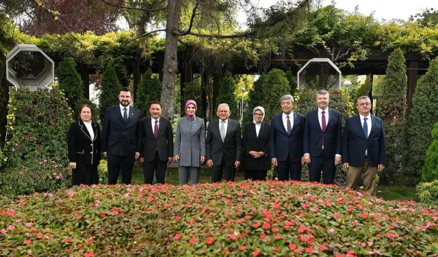 Memduh Büyükkılıç'a Bakan Göktaş'tan övgü