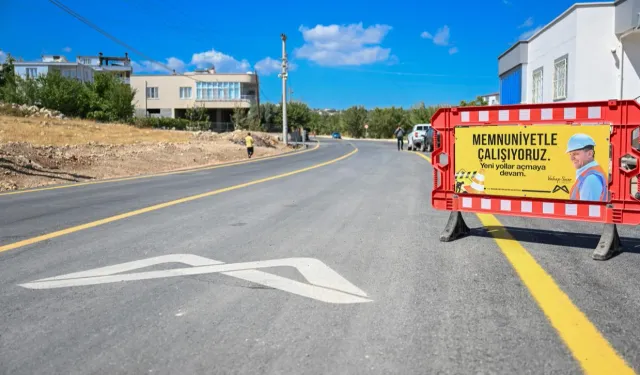 Mersin Büyükşehir Belediyesi Gülnar’da yolları yeniliyor