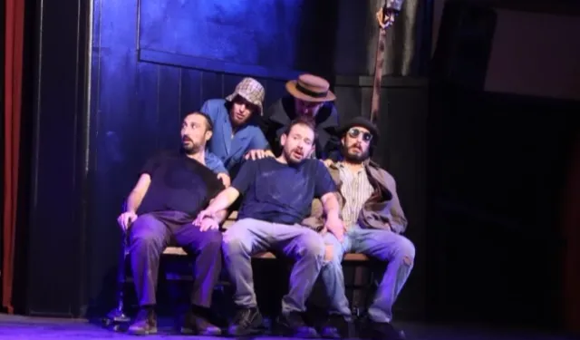 Ordu Büyükşehir Tiyatrosu Adana’da sanatın kalbine dokundu