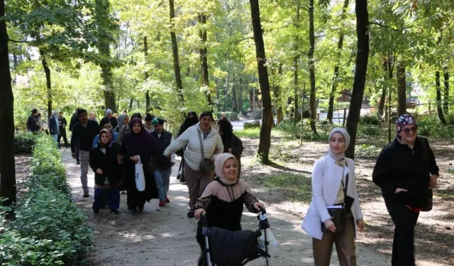 Sakarya'da özel bireyler doğayla iç içe bir gün geçirdi