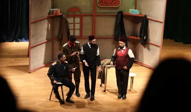 Sakarya’da tiyatro perdesine görkemli açılış