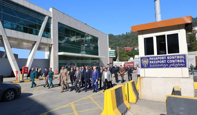 Sarp Kapısı’ndan 9 ayda 4 milyon yolcu geçiş yaptı