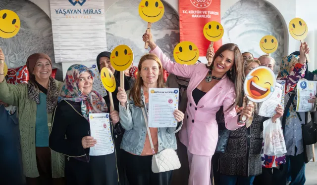 Yelda Başaran’dan Gülümseten ‘Mutluluk Reçetesi