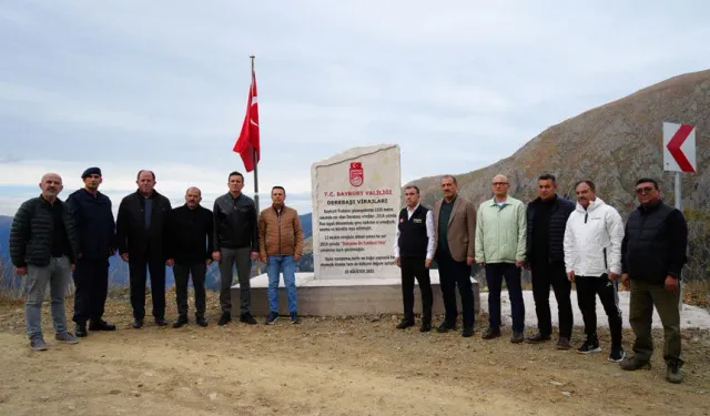 Derebaşı Virajları'na Bölgenin Simgesi 'Künye Taşı' Dikildi