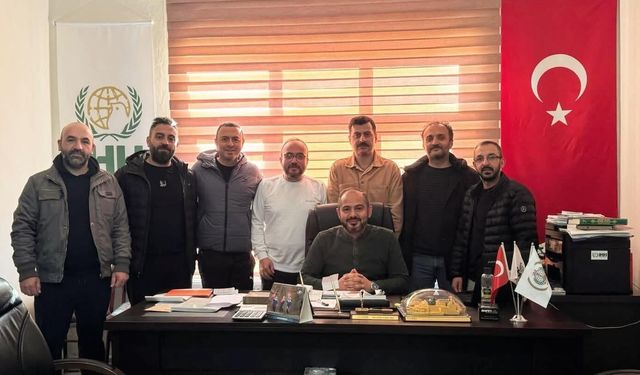 Bayburt İHH'da bayrak değişimi.