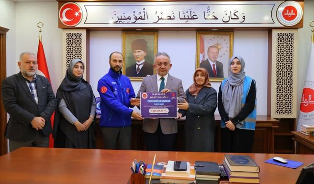 Bayburt Müftülüğü Filistin için bir milyon topladı