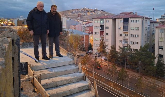 Esentepe'nin 40 Yıllık Merdivenleri Yenileniyor