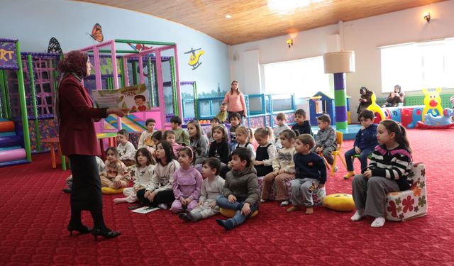 Masalların büyülü dünyası Bayburt’ta miniklerle buluştu