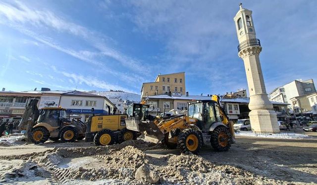 Bayburt Belediyesi’nden karla mücadele seferberliği