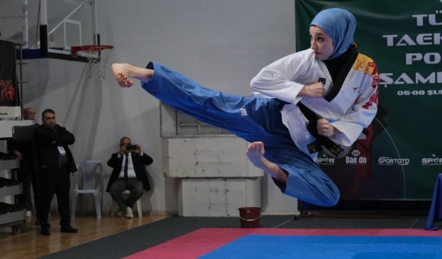 Bayburt Üniversitesi sporcuları şampiyonaya damga vurdu