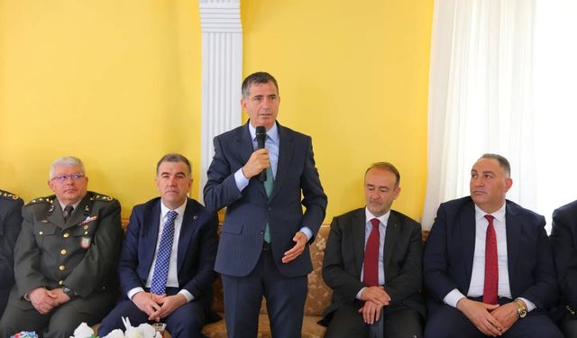 Bayburt bayramlaşmanın adresi Genç Osman Mahalle Odası