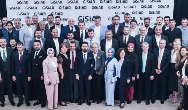 GİSİAD Üyeleriyle yemekte buluştu