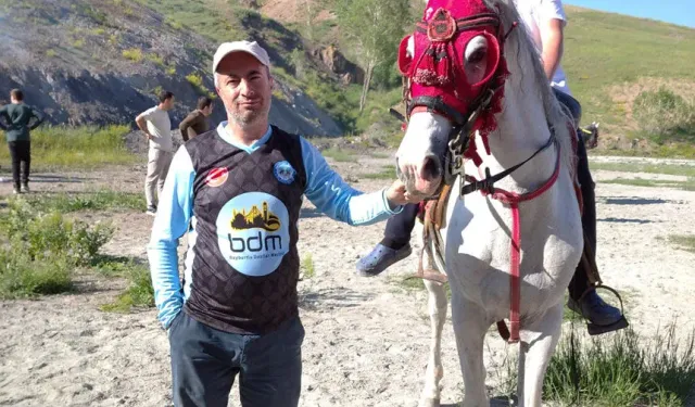 Bayburt Deneyap Atölyesi Öğrencileri Geleneksel Cirit Sporuyla Tanıştı