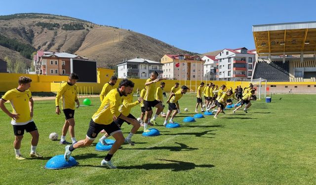 BAYBURT SPOR’DA YOĞUN TEMPO
