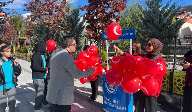 Bayburt Ülkü Ocakları'ndan '29 Ekim' Kutlaması