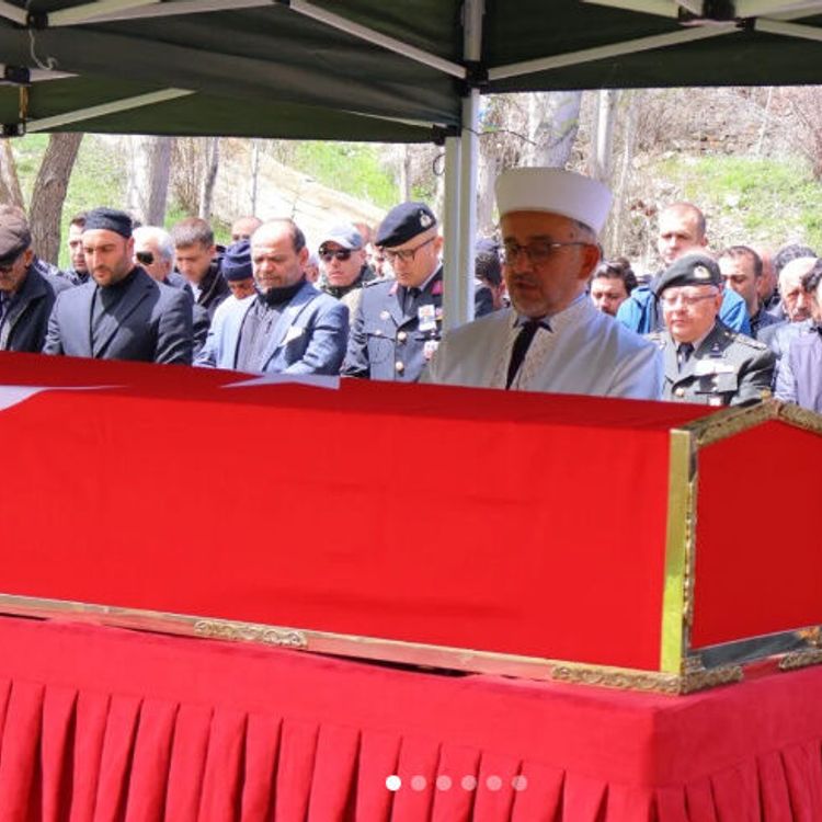 Kıbrıs gazisi Doğan, Bayburt'ta son yolculuğuna uğurlandı.