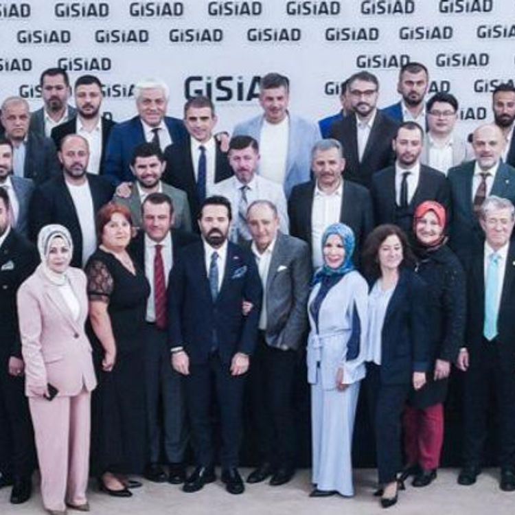 GİSİAD Üyeleriyle yemekte buluştu