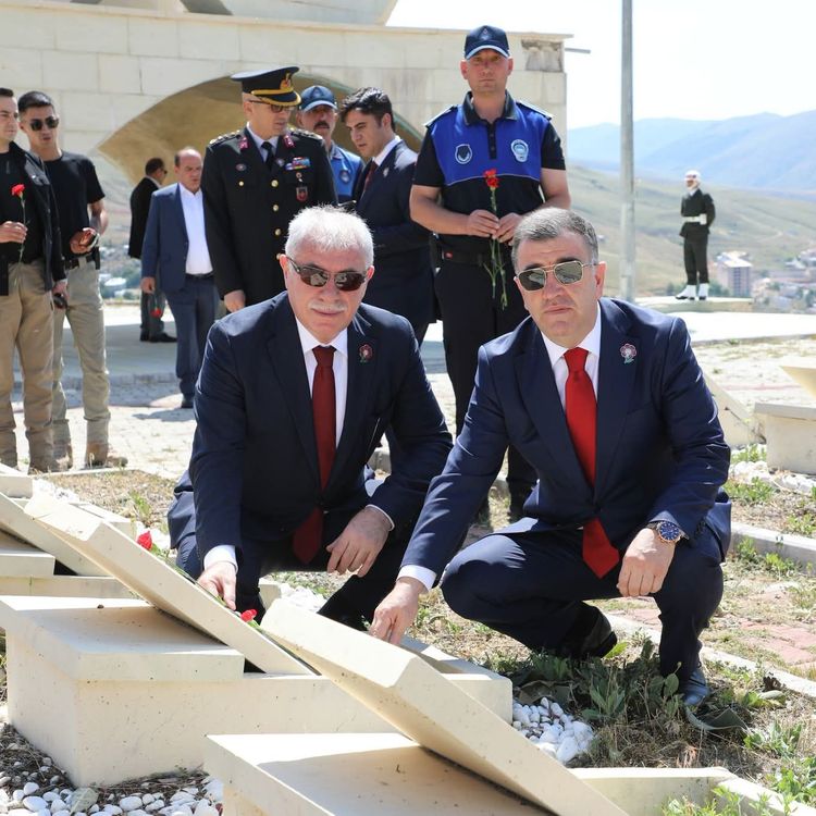 Şehitlerimiz dualarla anıldı
