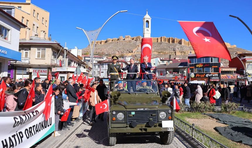 Cumhuriyetin 101. Yılı Bayburt’ta Kutlandı