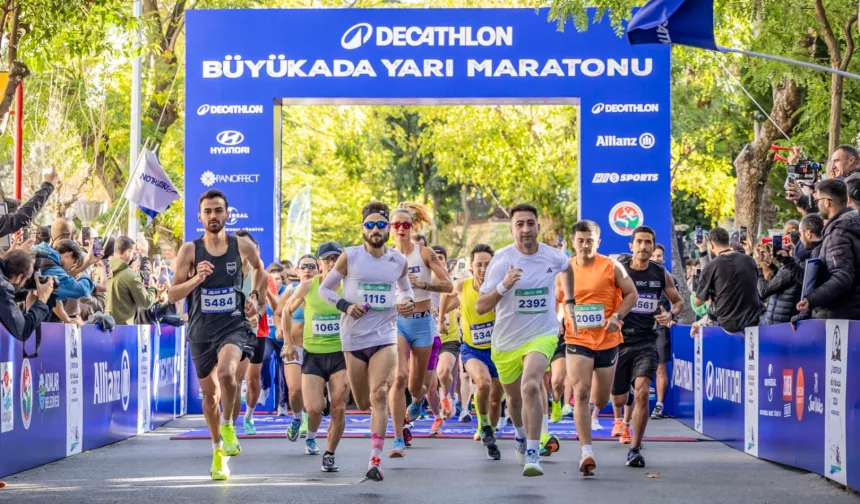 Büyükada Yarı Maratonu'na rekor katılım gerçekleşti