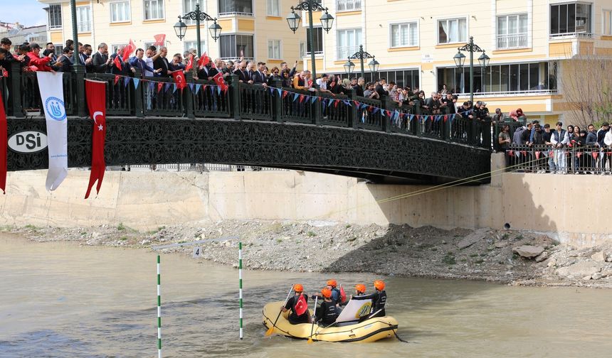 Rafting Şampiyonasının ikinci gününde de heyecan doruktaydı